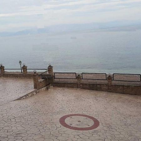 Empress Corfu Perama (Corfu) Exterior foto