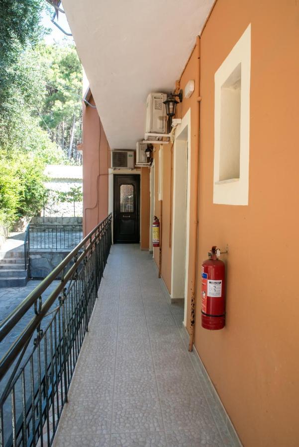 Empress Corfu Perama (Corfu) Exterior foto