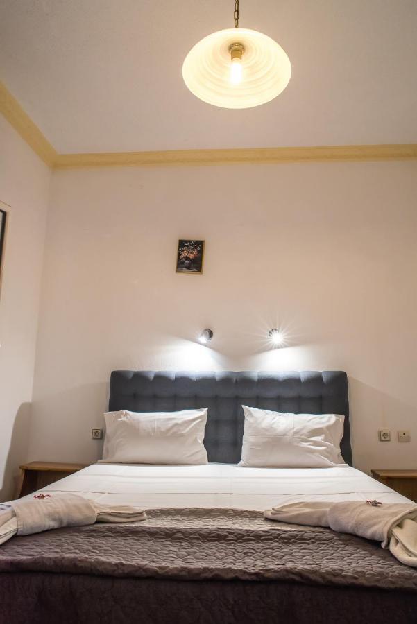 Empress Corfu Perama (Corfu) Exterior foto