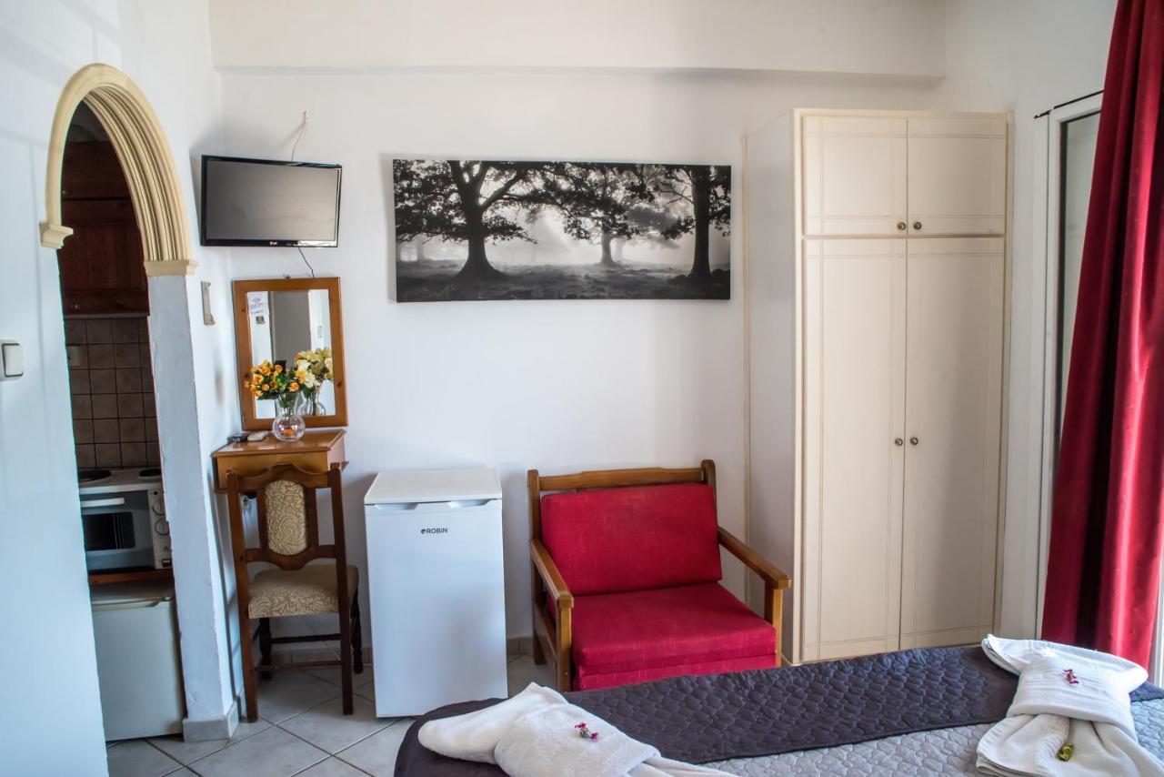 Empress Corfu Perama (Corfu) Exterior foto