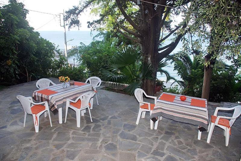 Empress Corfu Perama (Corfu) Exterior foto
