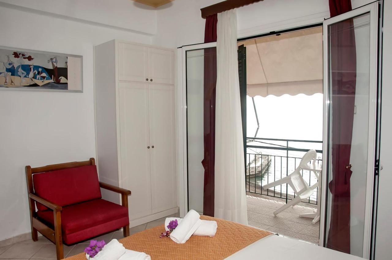Empress Corfu Perama (Corfu) Exterior foto